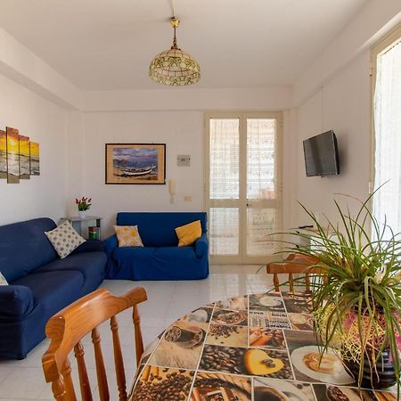 Casa Riviera Apartment Donnalucata  Bagian luar foto
