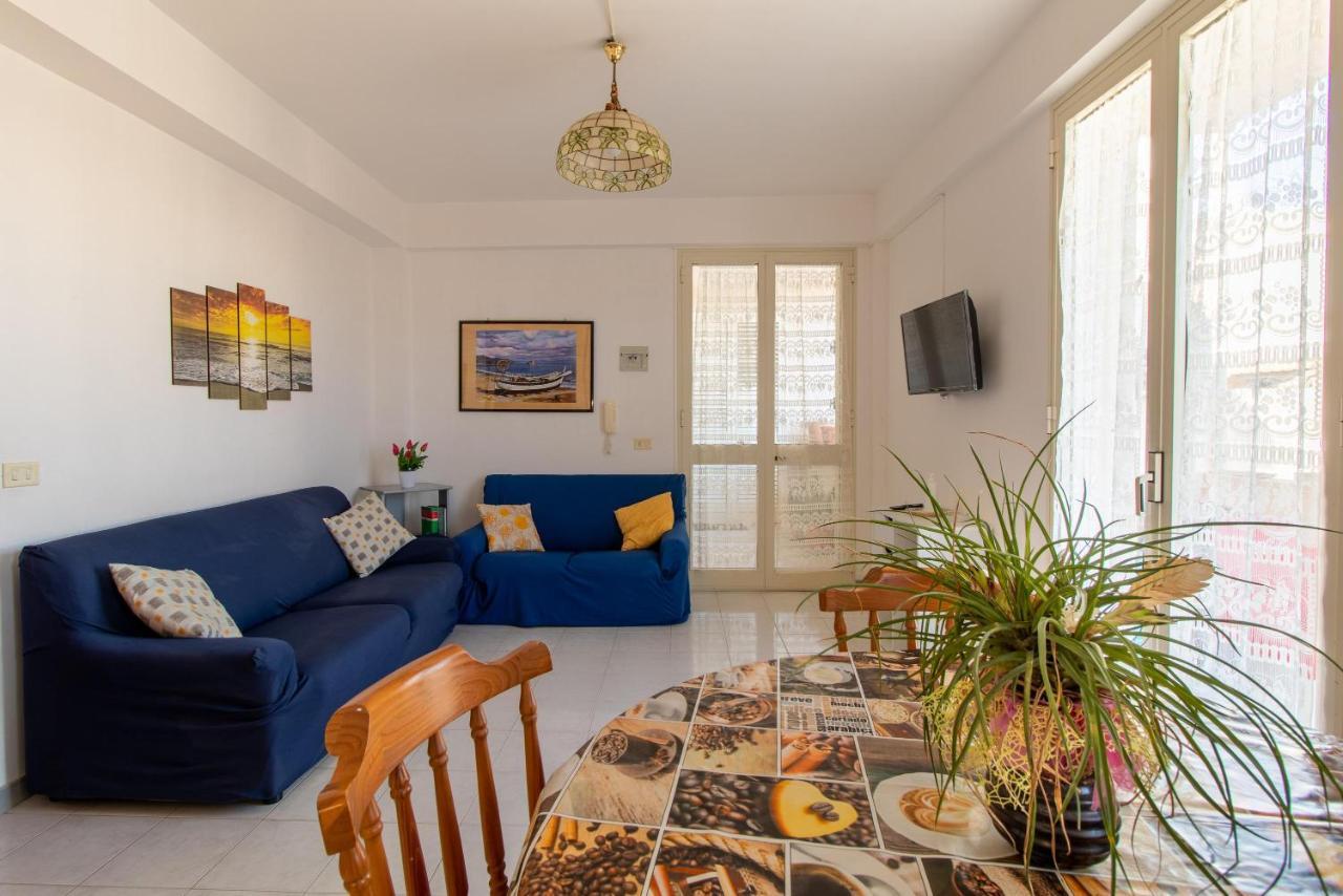 Casa Riviera Apartment Donnalucata  Bagian luar foto